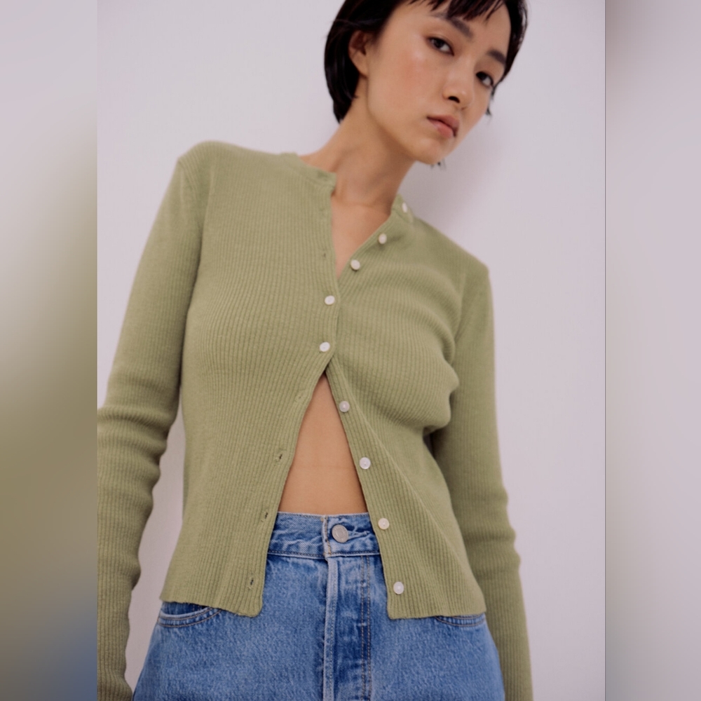 VGUC Mijeong Park Ribbed Knit Short Cardigan Green L
